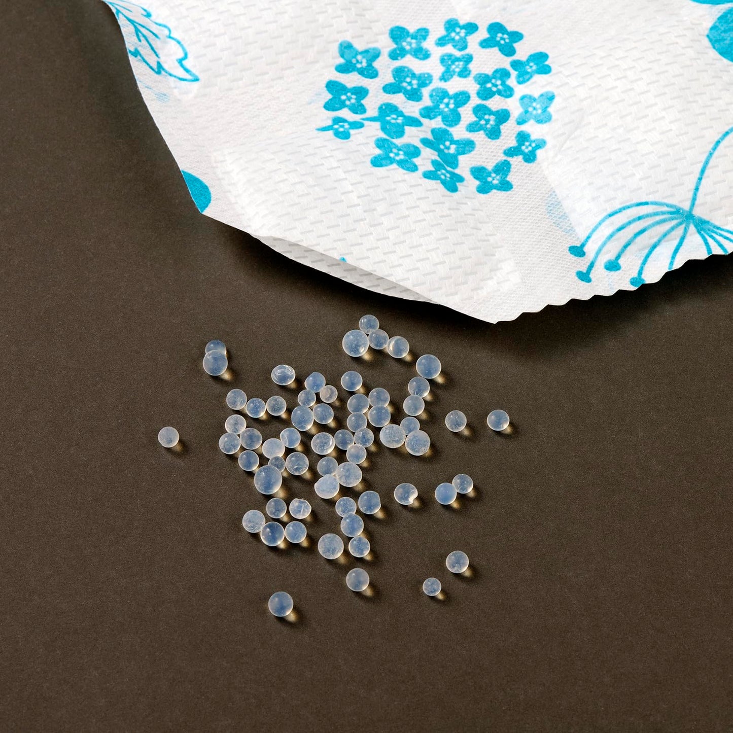 除湿+消臭シート クローゼット用 容量160コ 宇部マテリアルズ 除湿剤