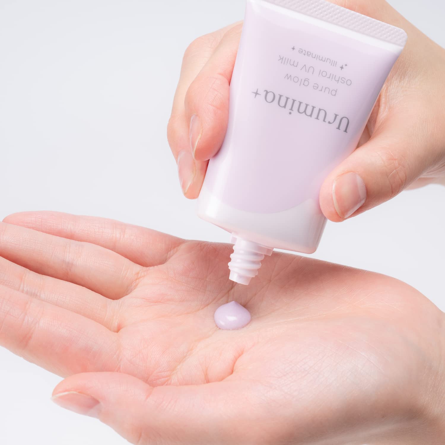 ウルミナプラス生つや肌おしろい乳液イルミネイト 容量35G コーセーコスメポート メイク