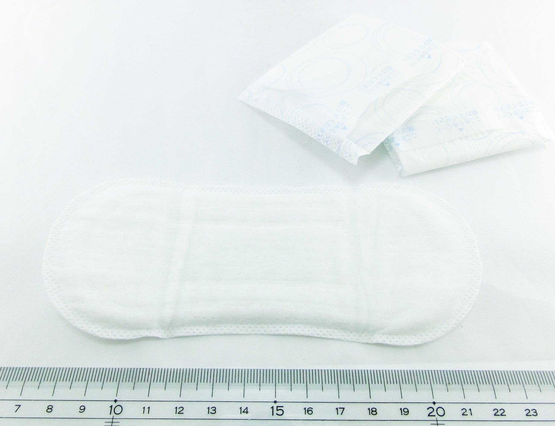 尿モレサラサーティ　微量 容量30枚 小林製薬 生理用品