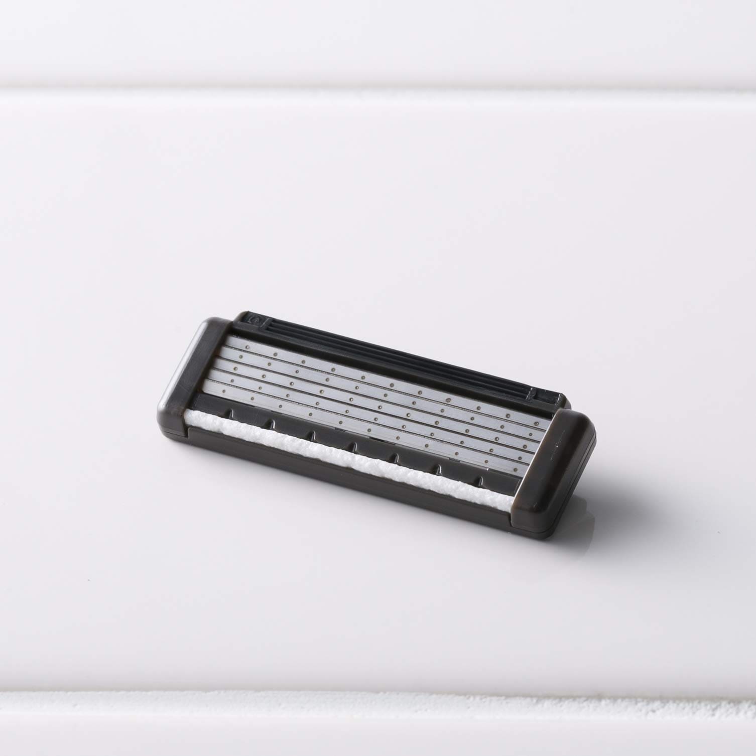 ＫＲ５Ｋ－１ＳＥ３　ＫＡＩ　ＲＡＺＯＲ　ＫＡＩ５　ダークナイトホルダー容量1ｺ 男性用カミソリ