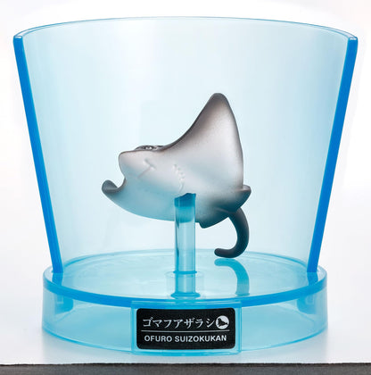 【まとめ買い】びっくらたまごＰＬＵＳ！　おふろ水族館 容量115G×8点セット バンダイ 入浴剤