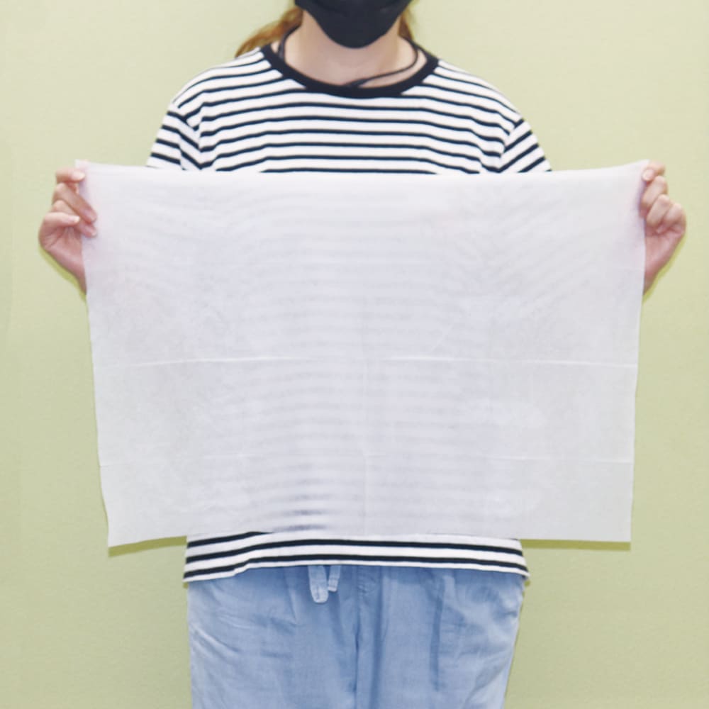 超大判温感ボディタオル 寒い日には温に着ます。 20枚入×12個【ケース販売】