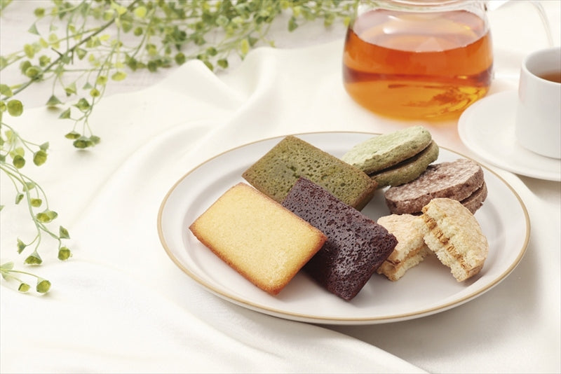 井桁堂 自家挽きアーモンドのガトーセレクション 8個入 GS08 【単品】